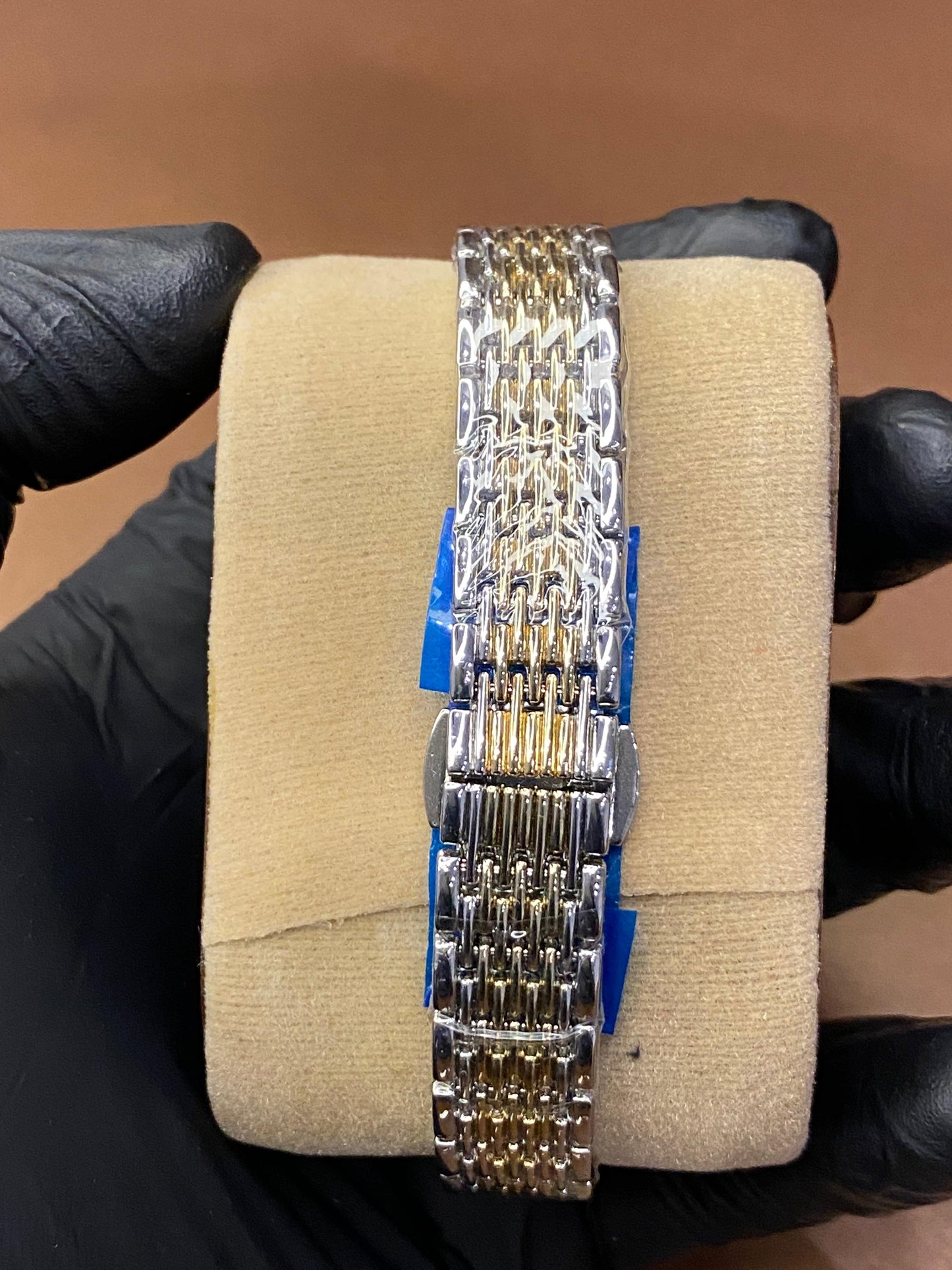 TRUE WORTH ROUND DIAL