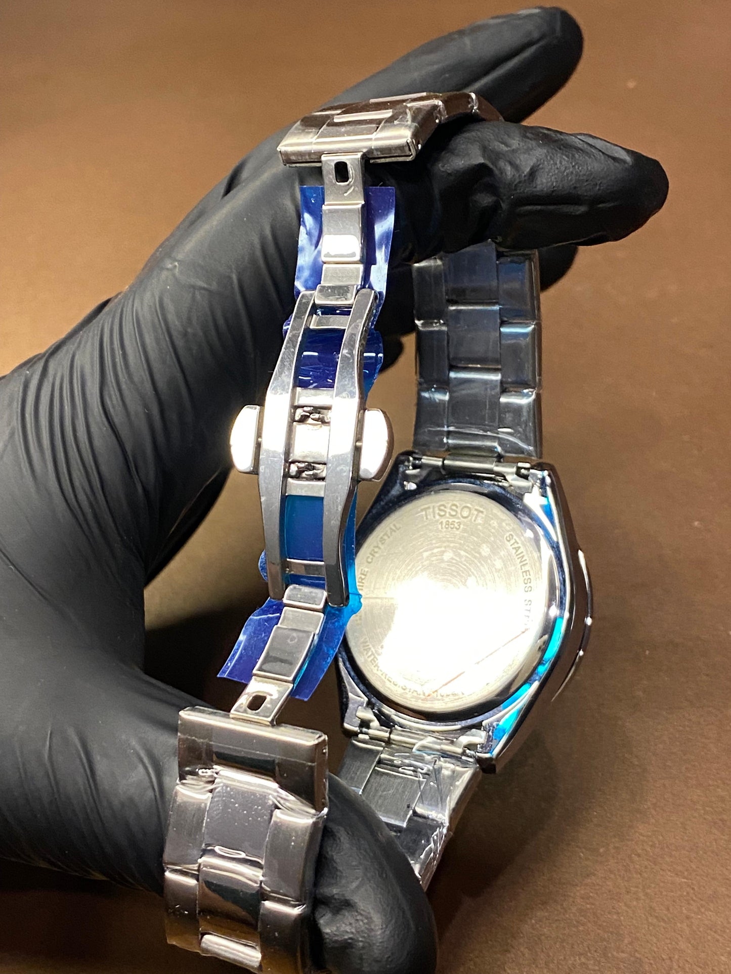 TISSOT GENTELMAN STAINLESS STEAL WITH MASTER LOCK