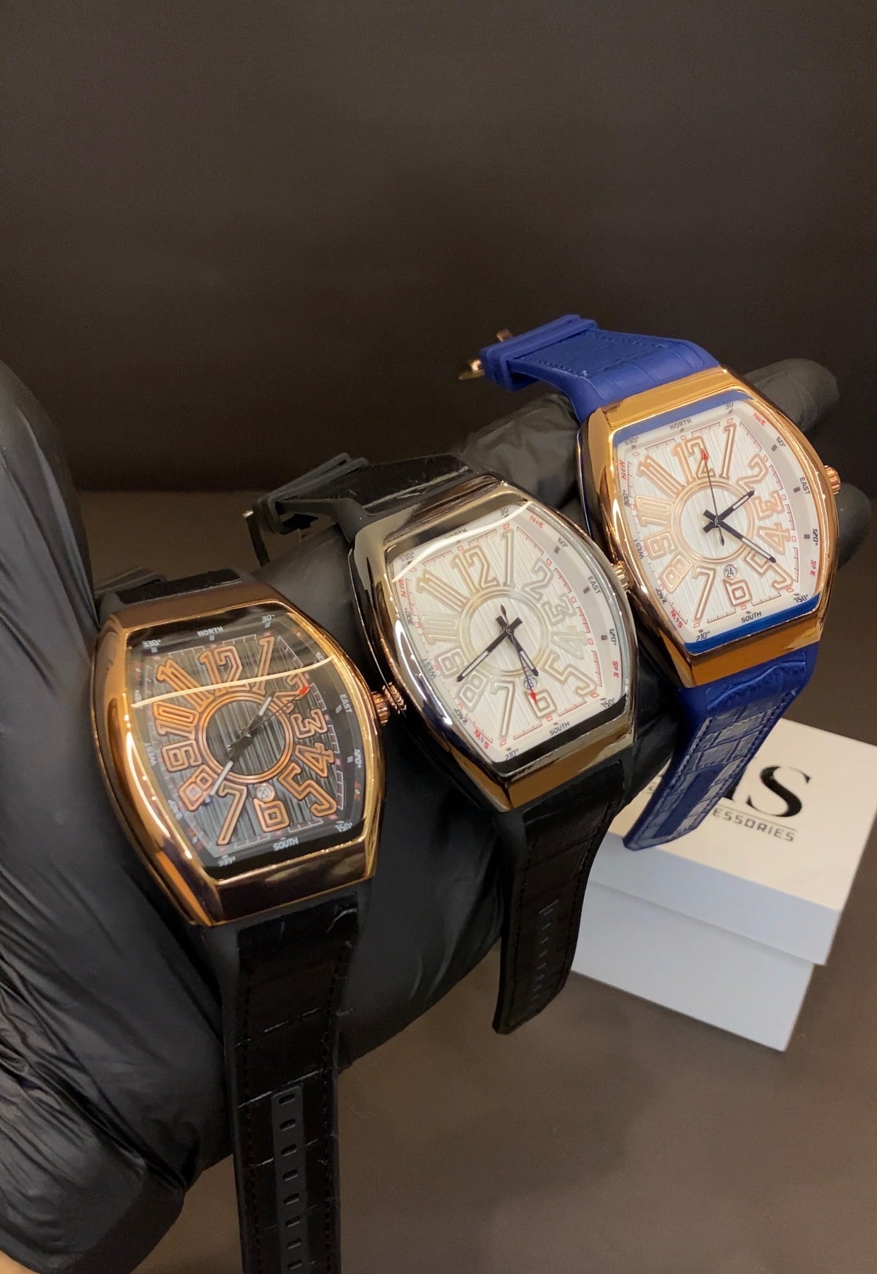 FRANK MULLAR | METAL CASE | PREMIUM LEATHER STRAPS | DATE WORKING | HEAVY WEIGHT