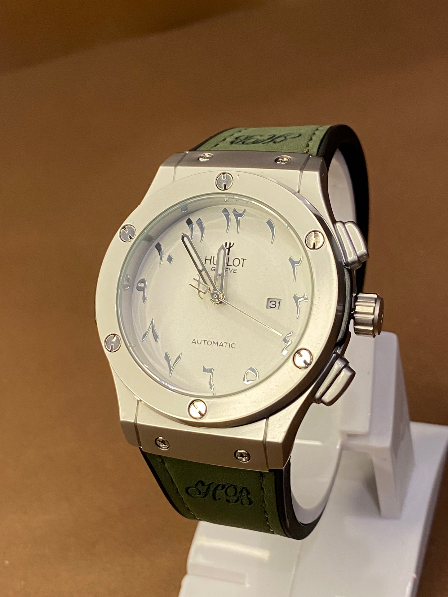 HUBLOT | ARABIC EDITION | METAL CASE | DATE WORKING | MASTER LOCK