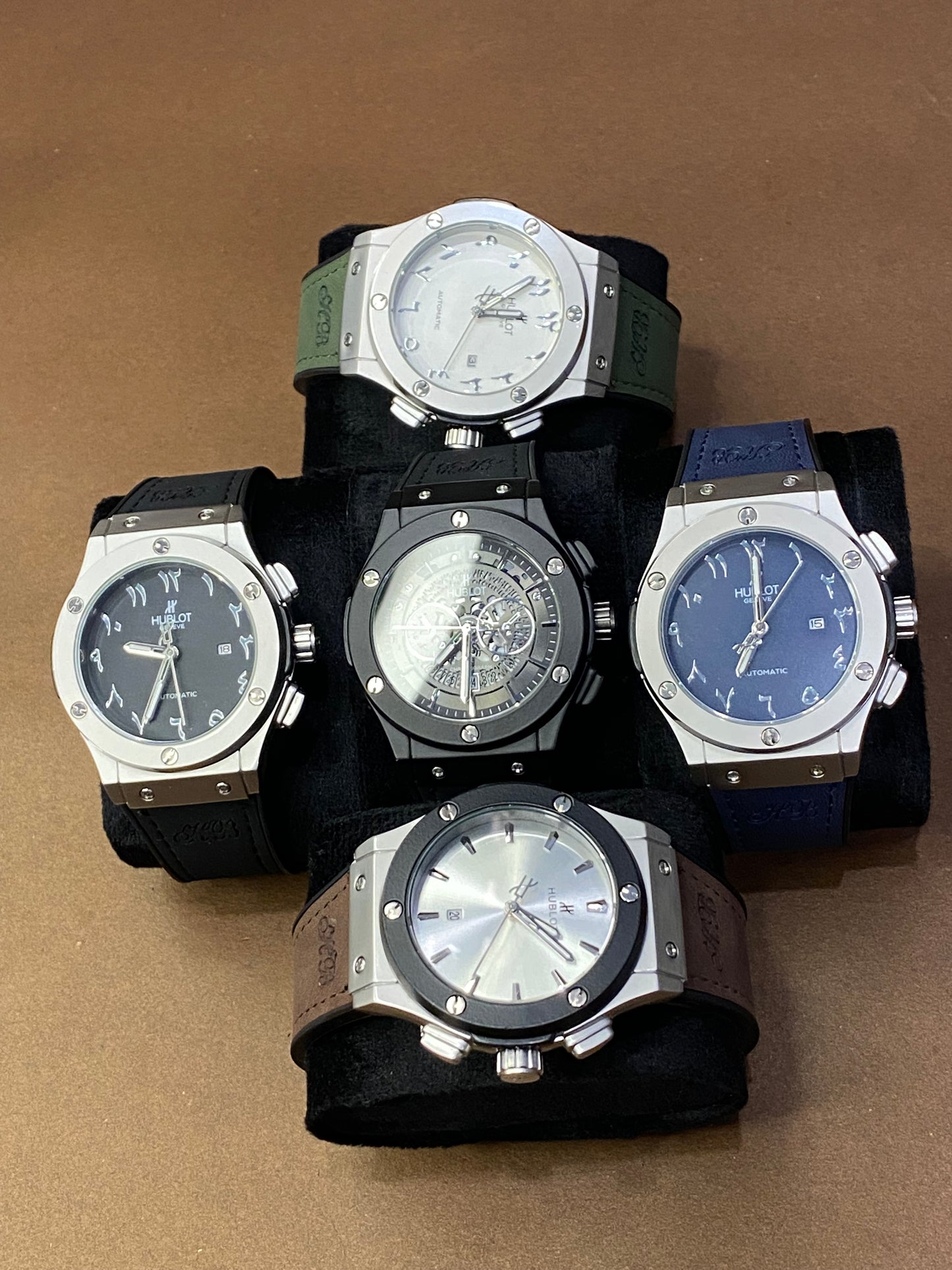 HUBLOT | ARABIC EDITION | METAL CASE | DATE WORKING | MASTER LOCK