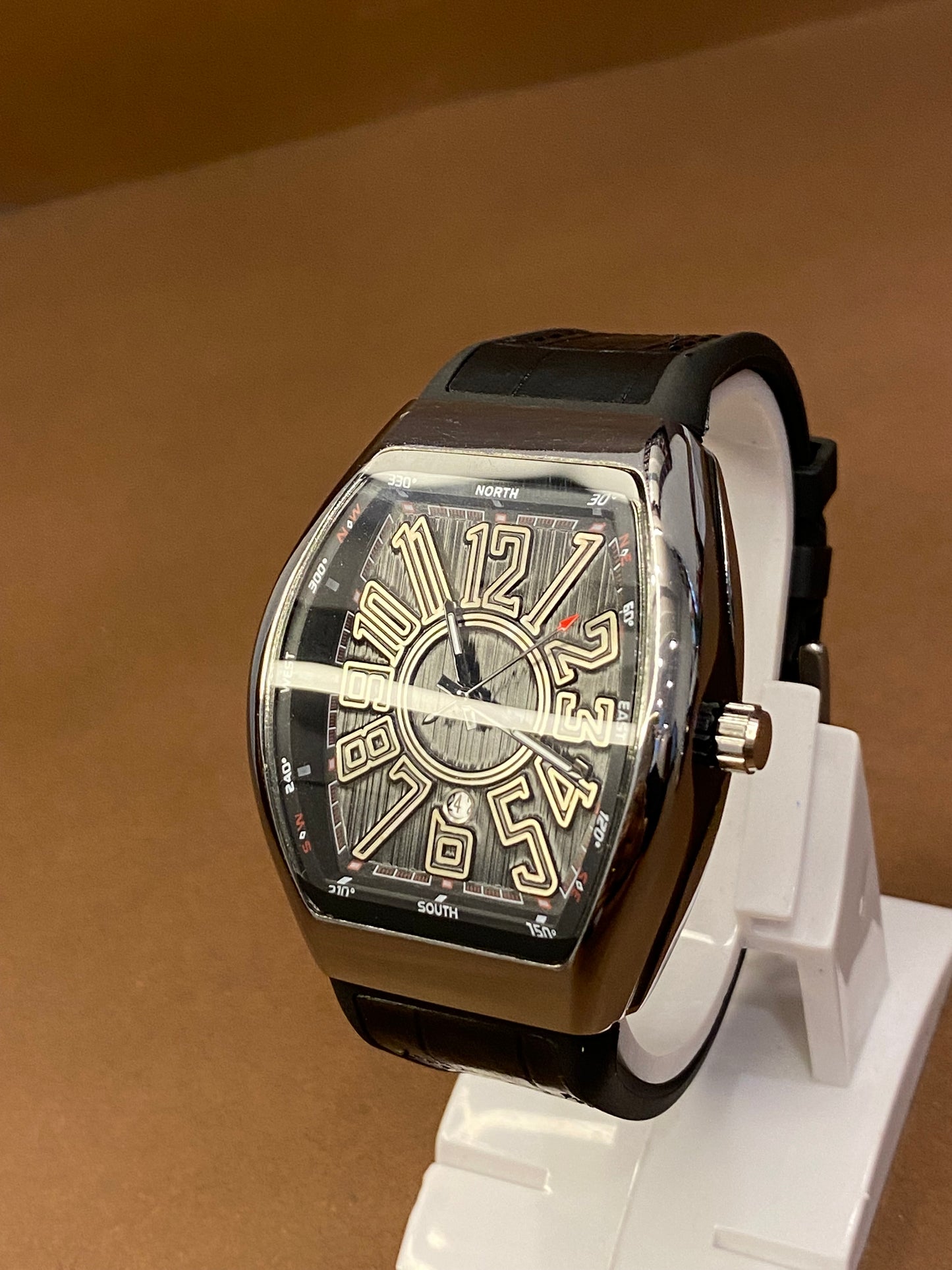 FRANK MULLAR | METAL CASE | PREMIUM LEATHER STRAPS | DATE WORKING | HEAVY WEIGHT