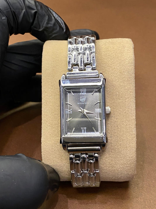 TRUE WORTH SQUARE DIAL