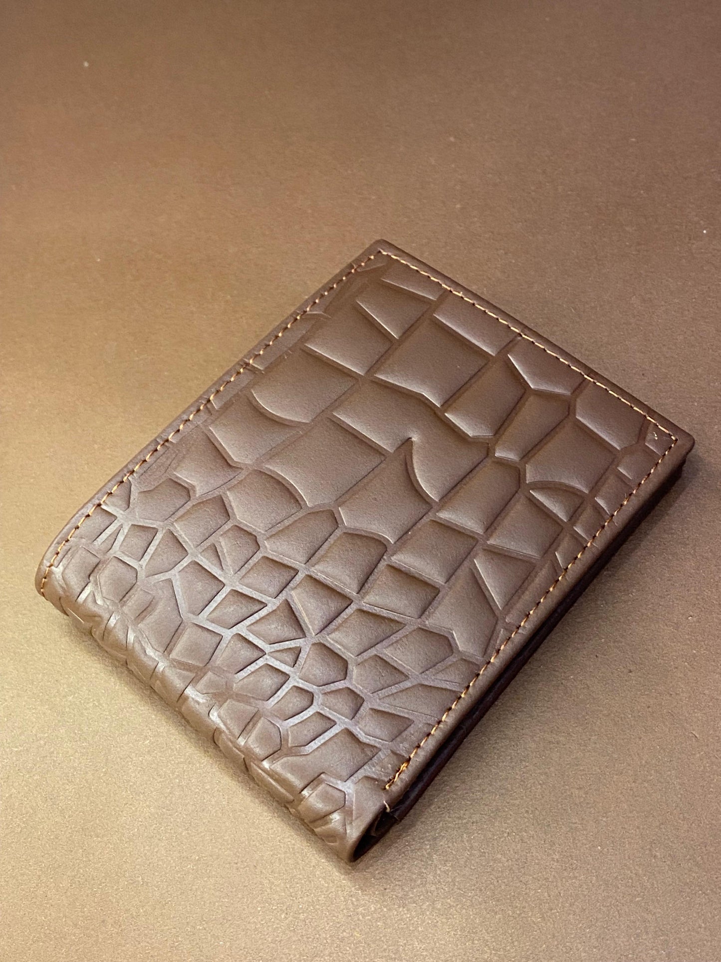 CROCODILE STYLE LEATHER WALLET