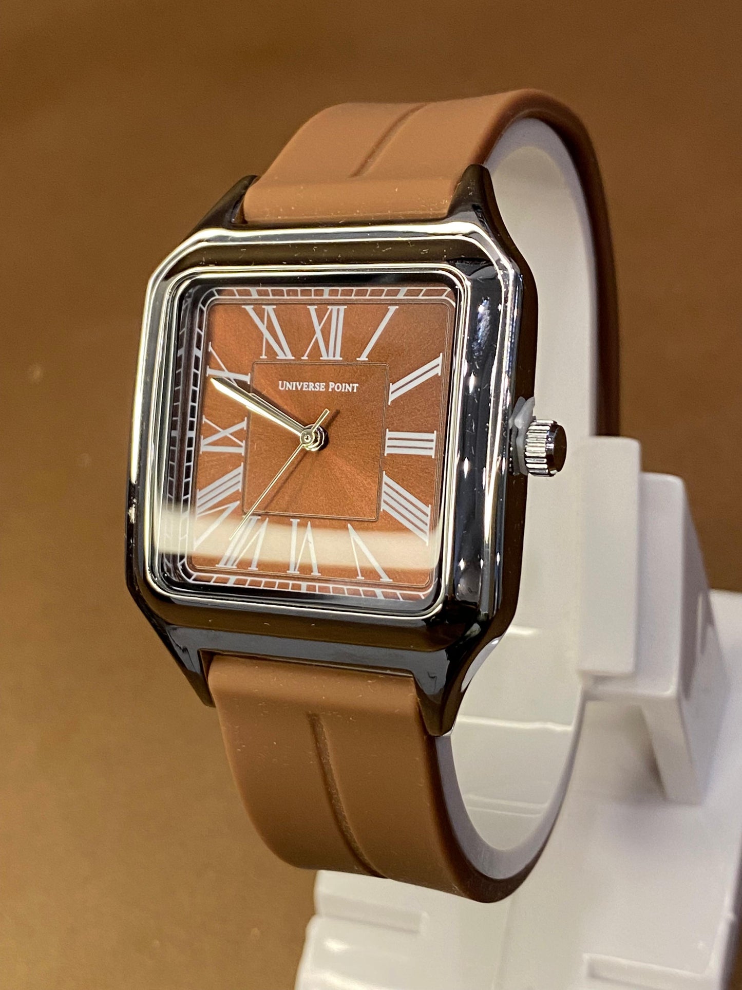 UNIVERSE POINT OLD MONEY STYLE WITH SILICON STRAP