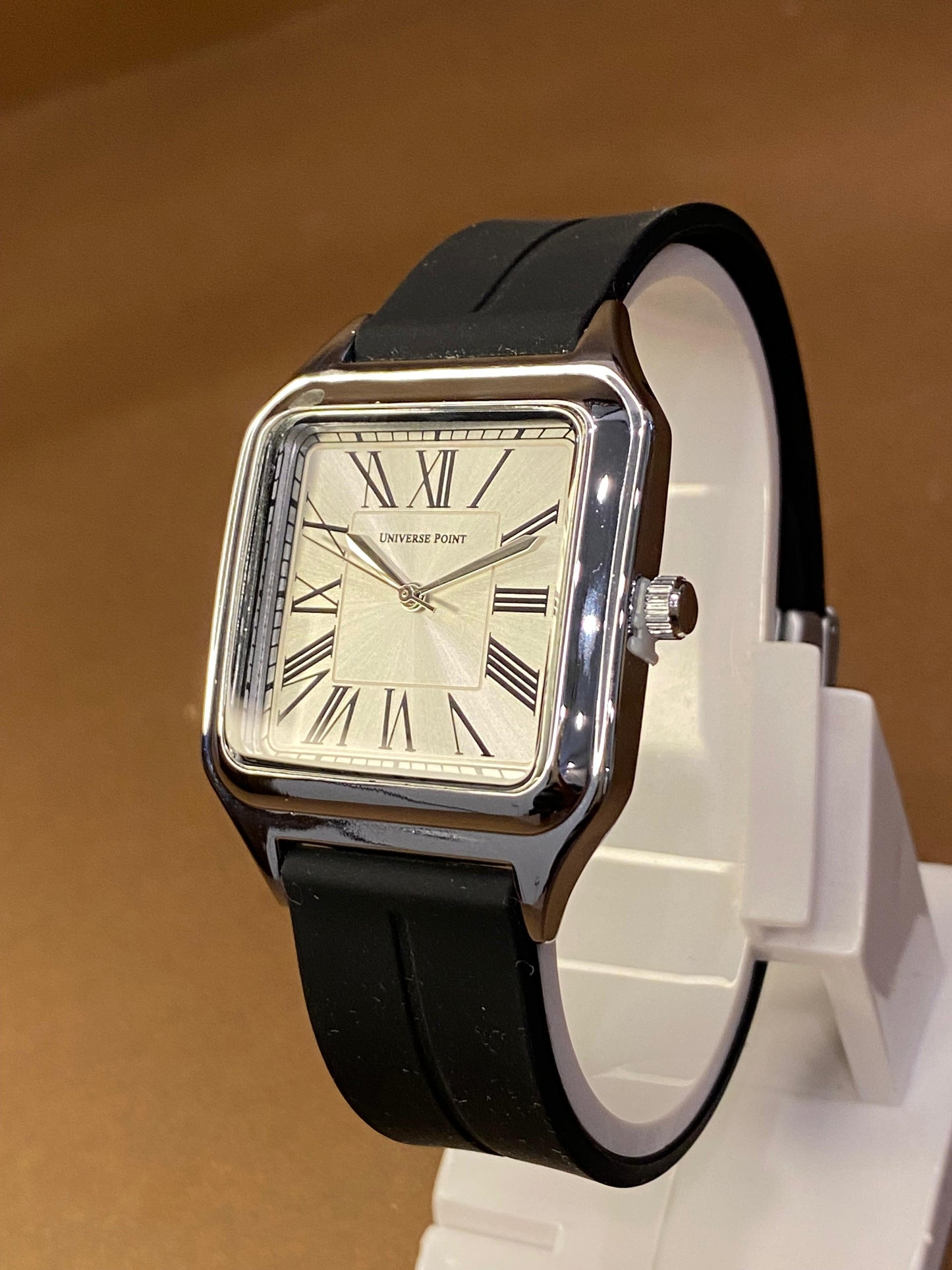 UNIVERSE POINT OLD MONEY STYLE WITH SILICON STRAP