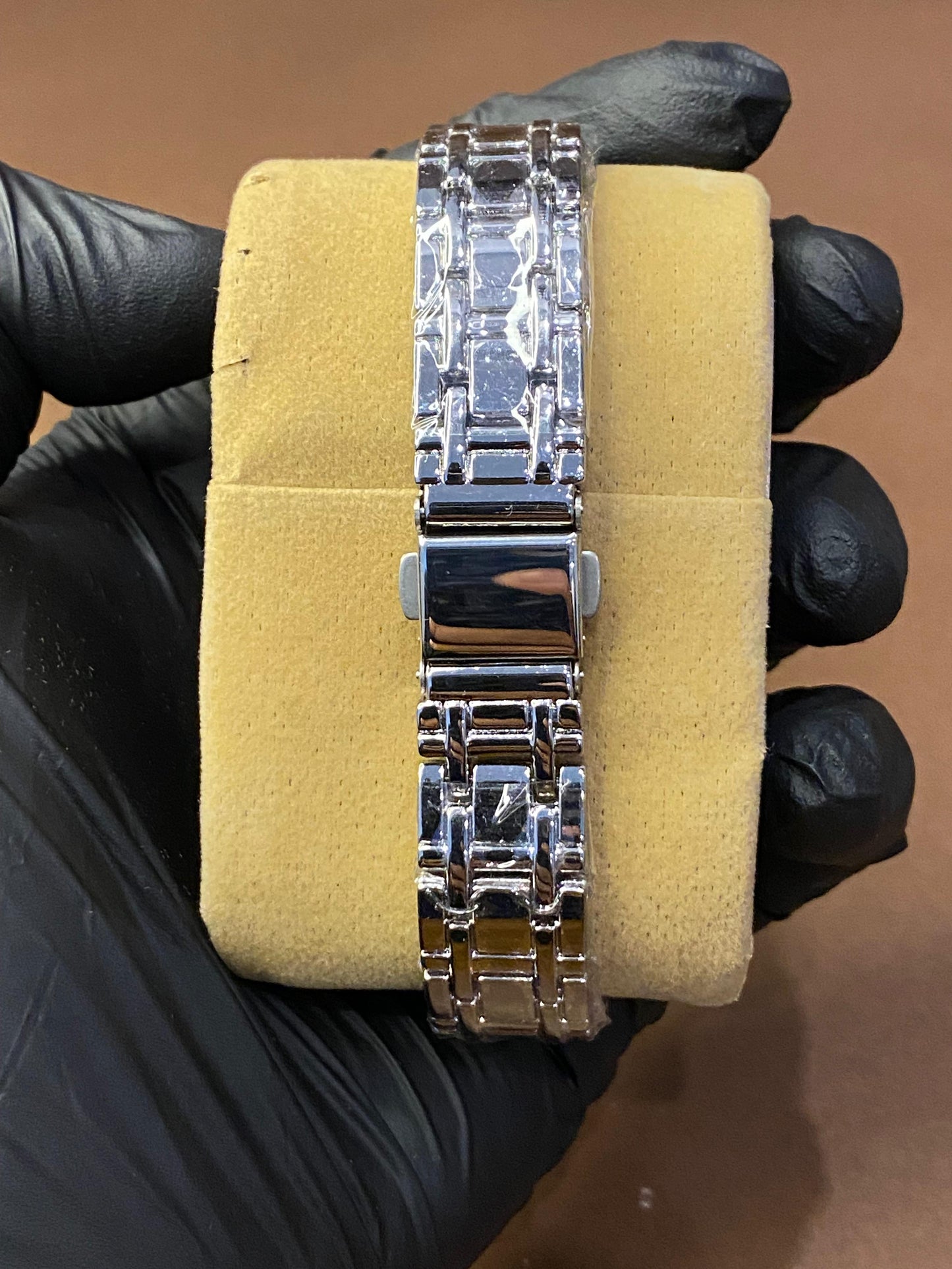 DIAMOND BLUE | LADIES WATCH | SILVER WITH GREEN DIAL |